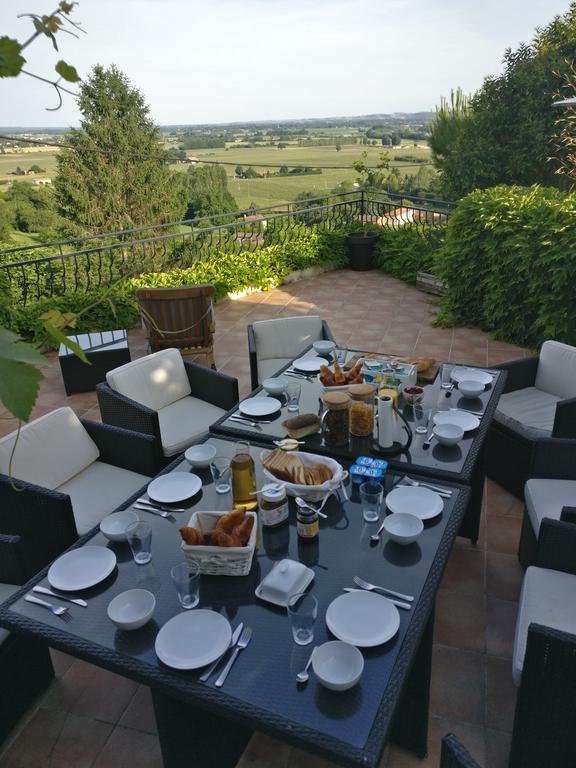 Les Gues Rivieres Bed and Breakfast Pujols  Εξωτερικό φωτογραφία