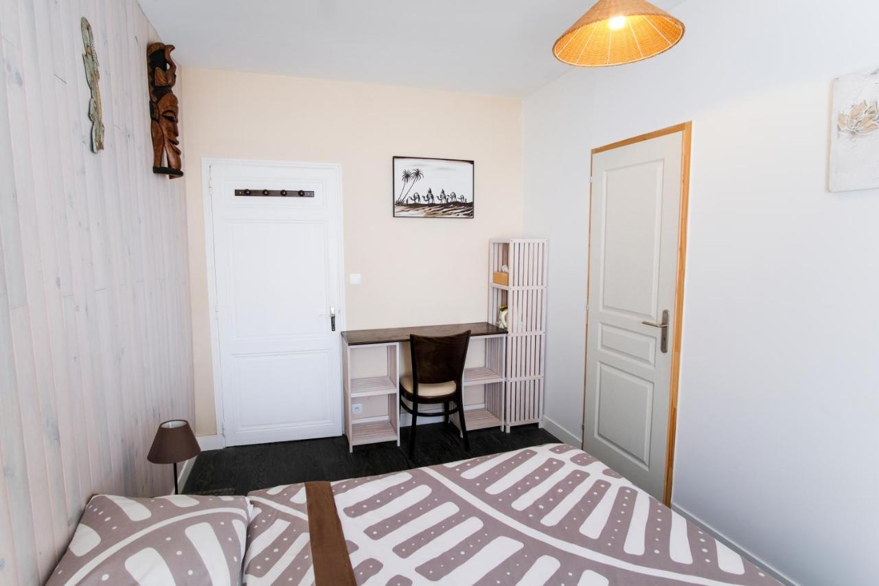 Les Gues Rivieres Bed and Breakfast Pujols  Εξωτερικό φωτογραφία