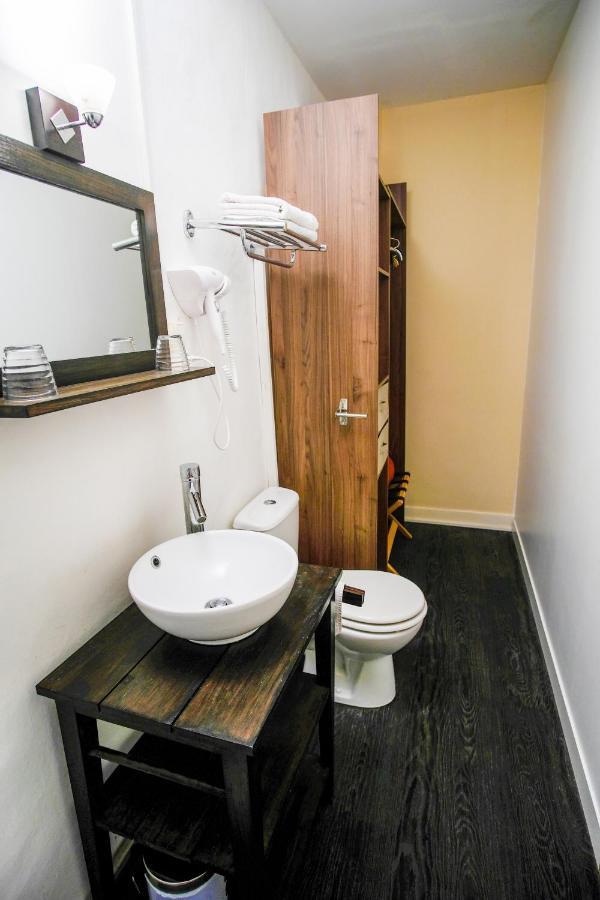 Les Gues Rivieres Bed and Breakfast Pujols  Εξωτερικό φωτογραφία