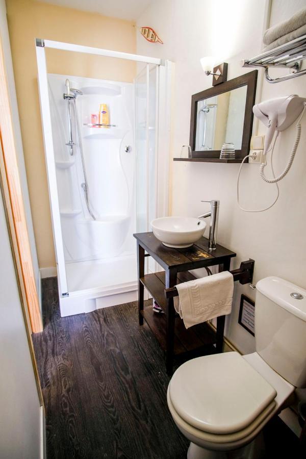 Les Gues Rivieres Bed and Breakfast Pujols  Εξωτερικό φωτογραφία