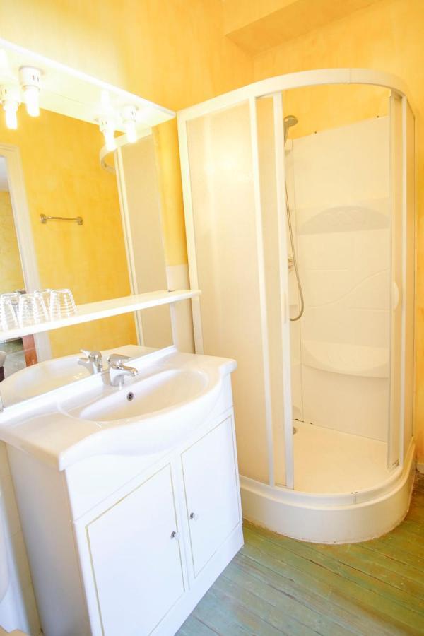 Les Gues Rivieres Bed and Breakfast Pujols  Εξωτερικό φωτογραφία