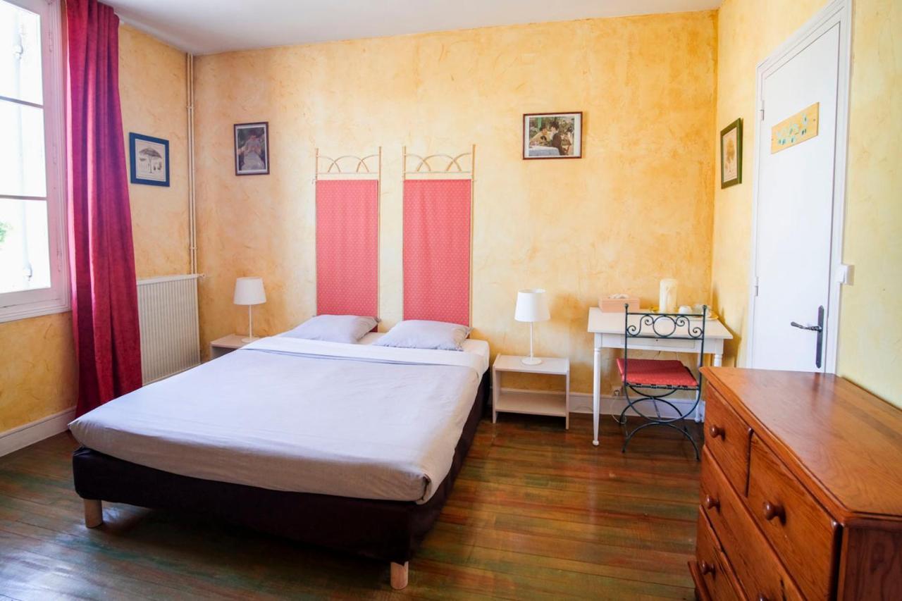 Les Gues Rivieres Bed and Breakfast Pujols  Εξωτερικό φωτογραφία