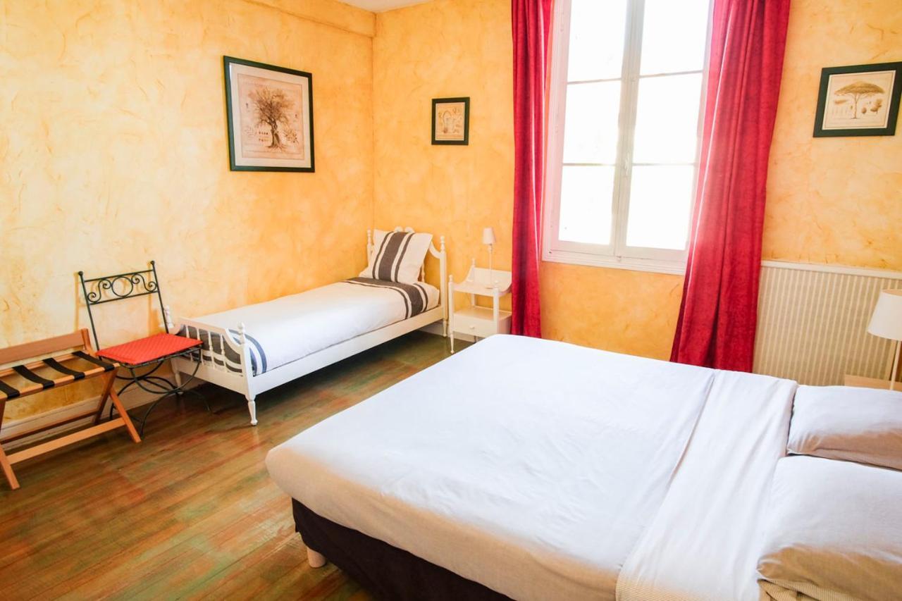 Les Gues Rivieres Bed and Breakfast Pujols  Εξωτερικό φωτογραφία